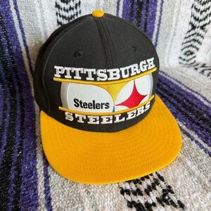 New Era Pittsburg Steelers Hat Cap Fitted 7 3/8 Football NFL Large Logo